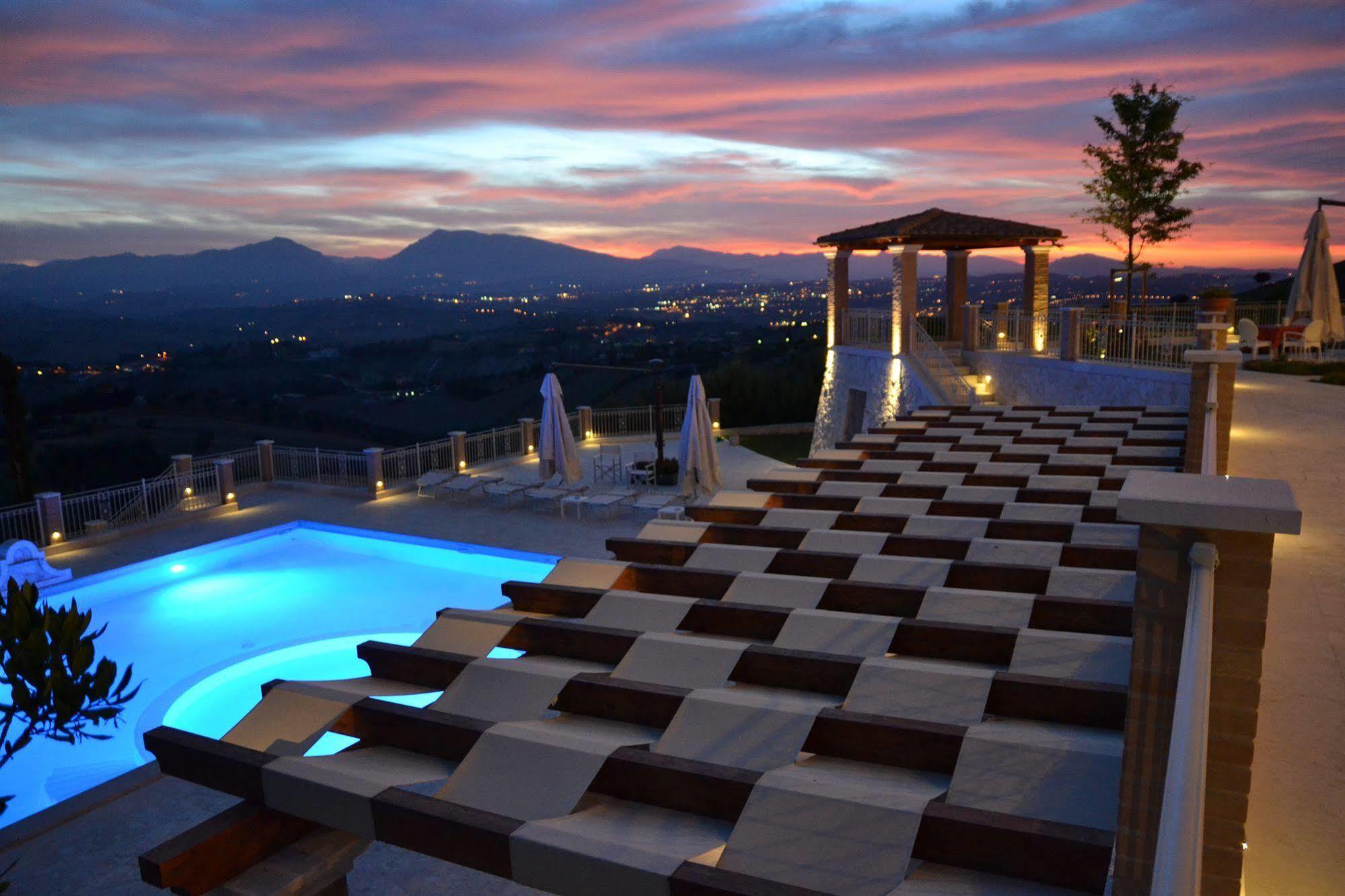 Tortoreto Incantea Resort מראה חיצוני תמונה