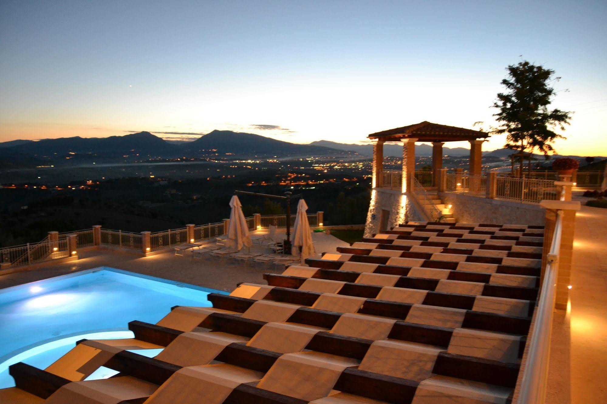 Tortoreto Incantea Resort מראה חיצוני תמונה